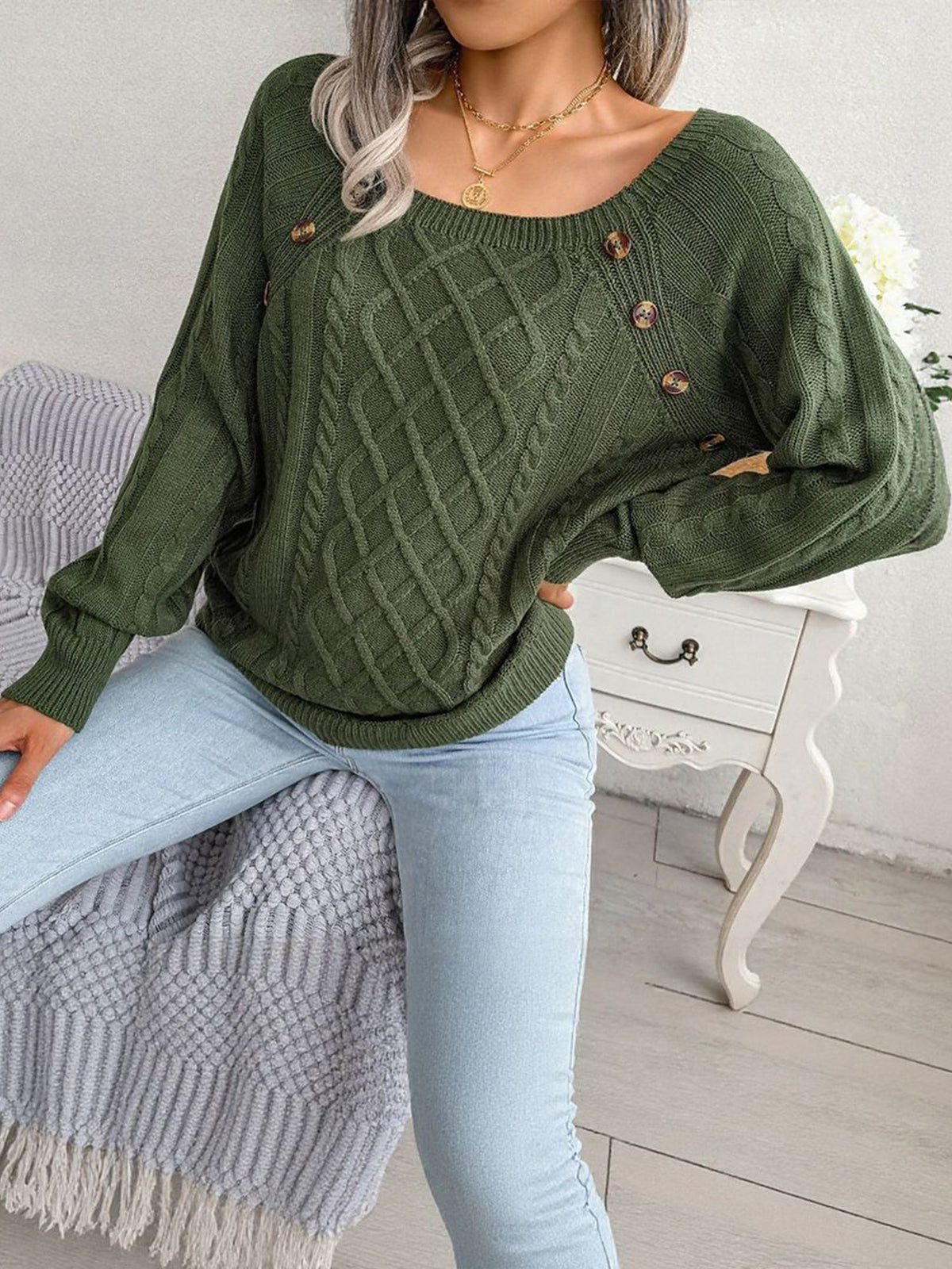 Round Neck Button Decor Cable Knit Pullover Sweater