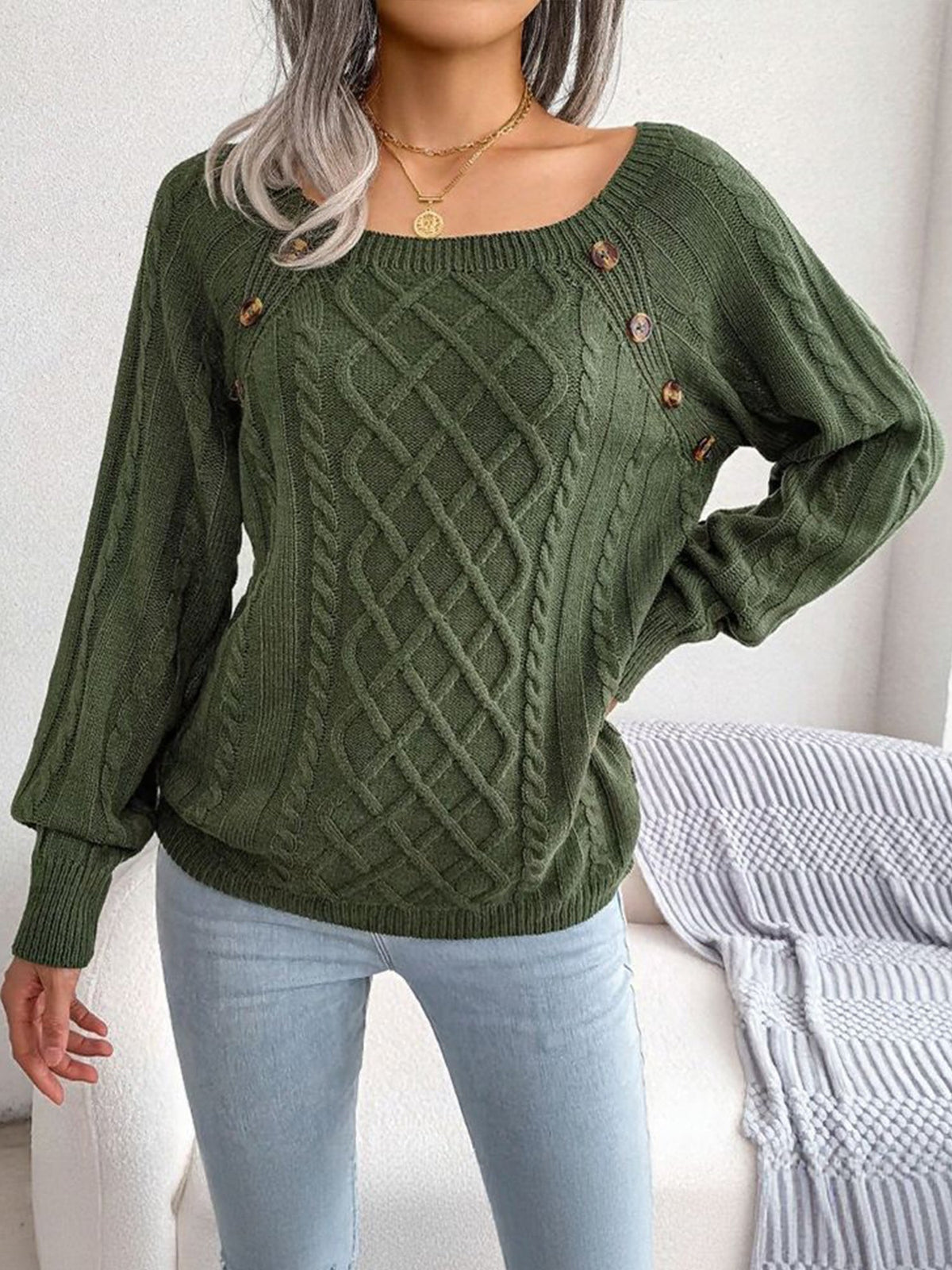 Round Neck Button Decor Cable Knit Pullover Sweater