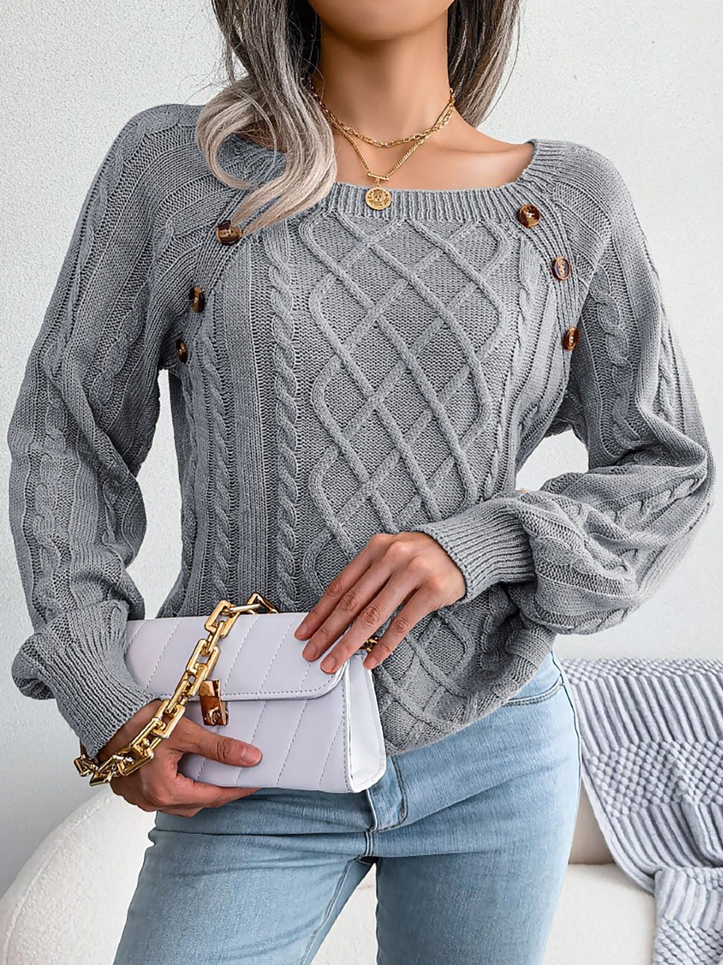 Round Neck Button Decor Cable Knit Pullover Sweater