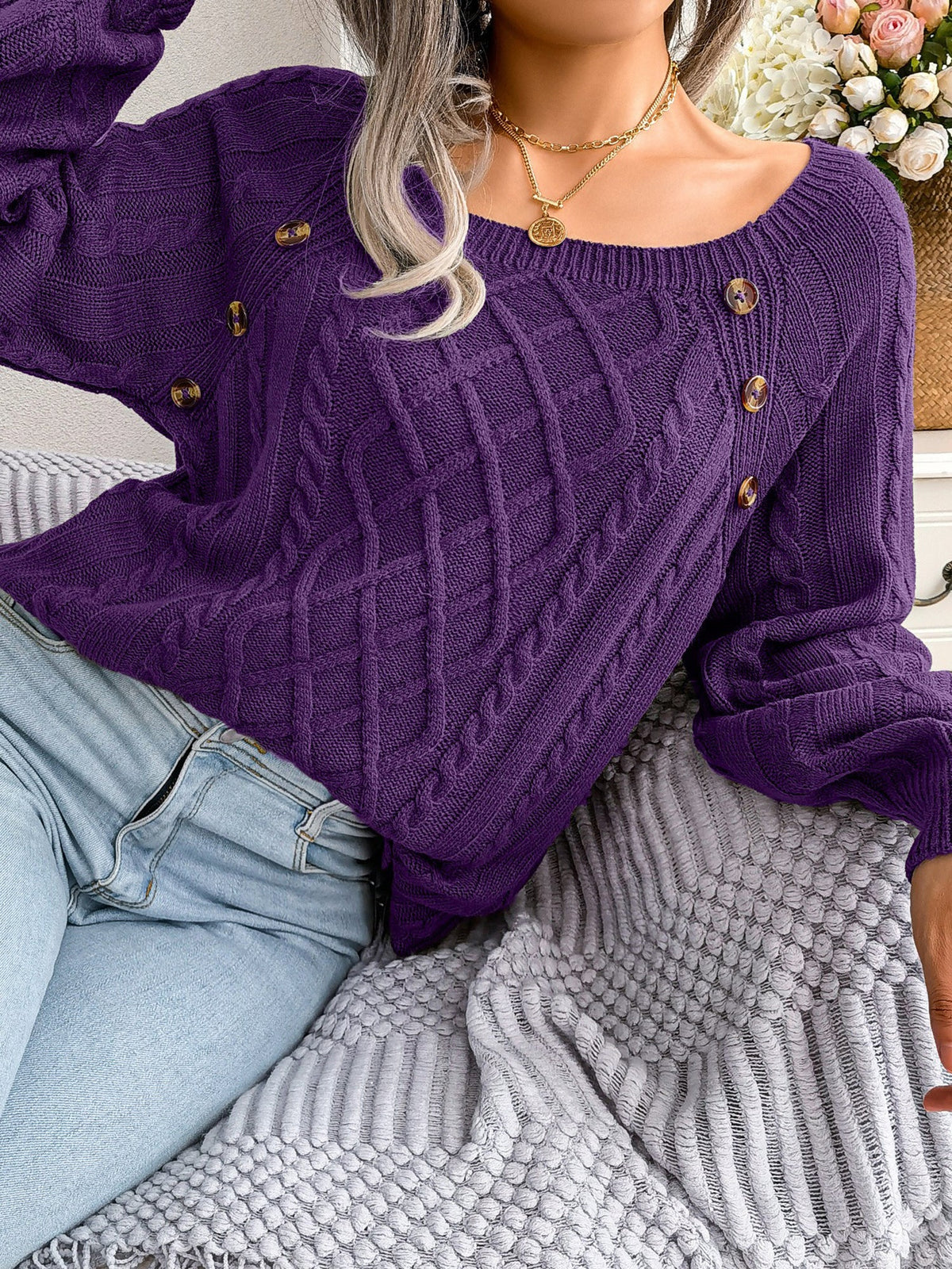 Round Neck Button Decor Cable Knit Pullover Sweater