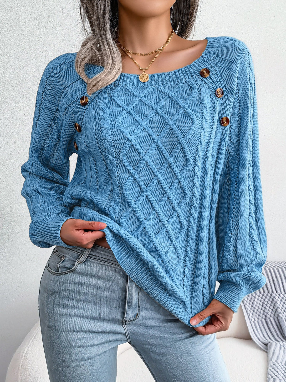 Round Neck Button Decor Cable Knit Pullover Sweater