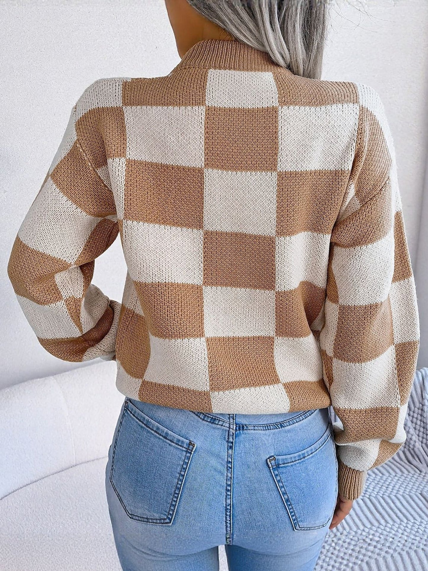 Colorblocked Checkered Long Sleeve Pullover Knit Sweater