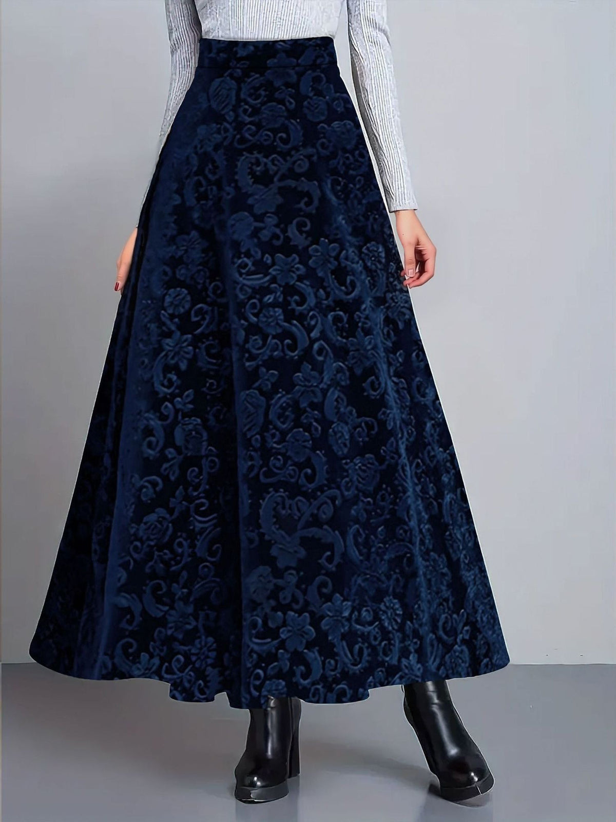 Velvet Textured Maxi A-Line Elastic Waist Skirt