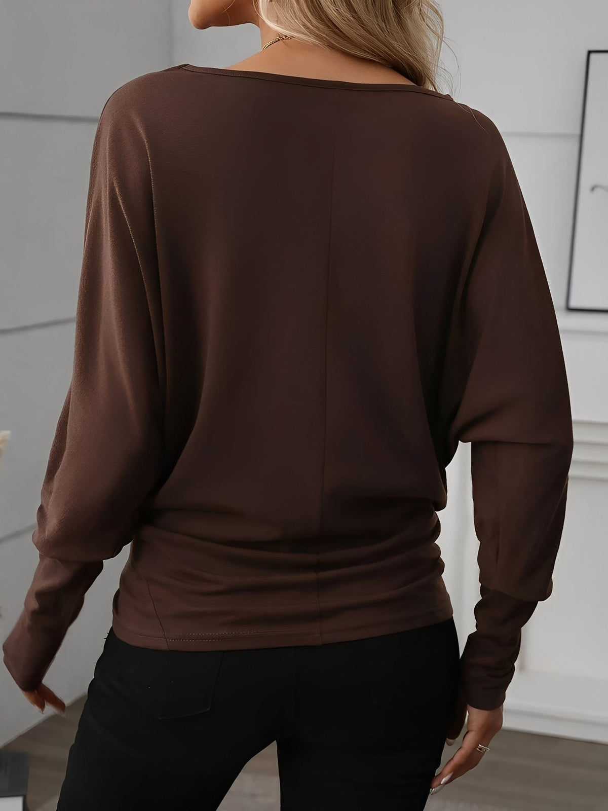 Round Neck Batwing Sleeve Solid Color Top