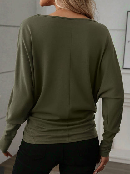 Round Neck Batwing Sleeve Solid Color Top