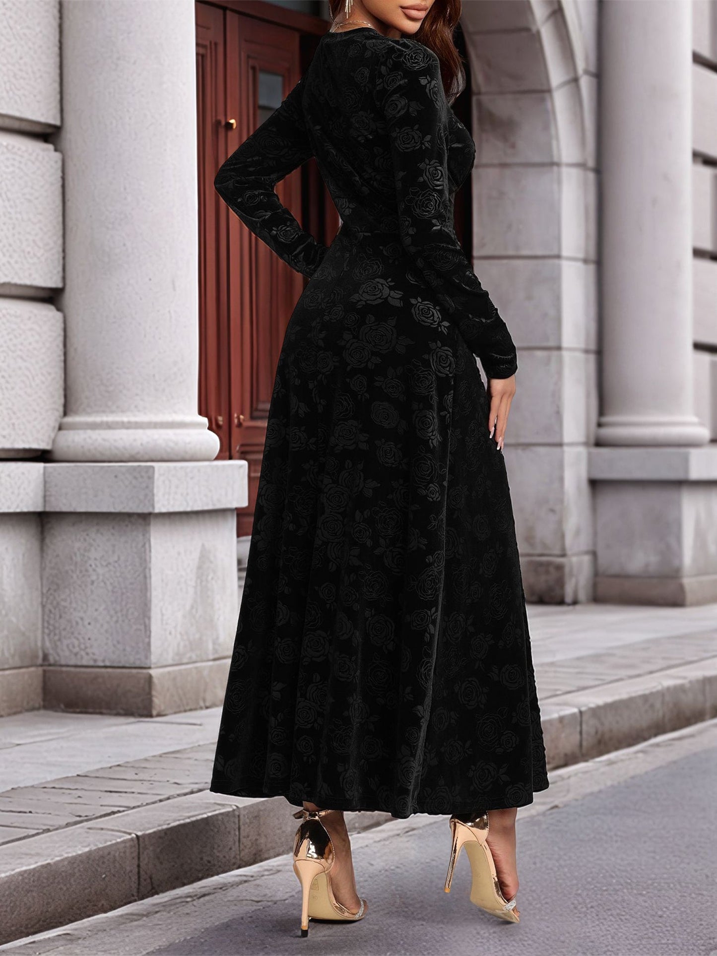Long Sleeves V Neck Velvet A-Line Maxi Dress