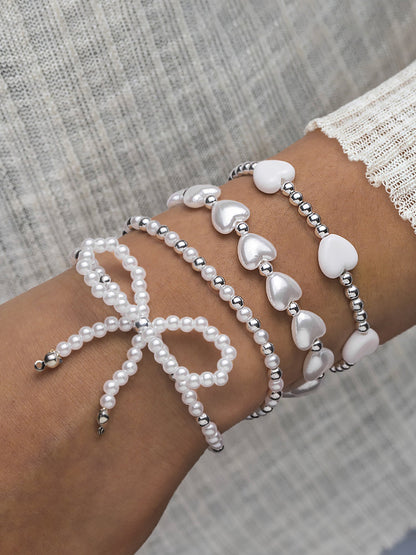 4 Pieces Heart Shaped Imitation Pearl Bow Beaded Bracelets Set