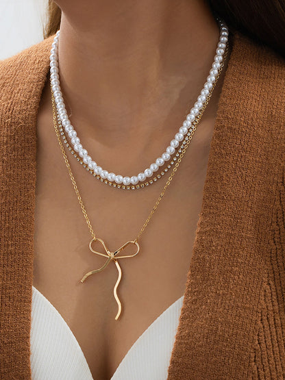 Retro Imitation Pearl Alloy Bow Necklace
