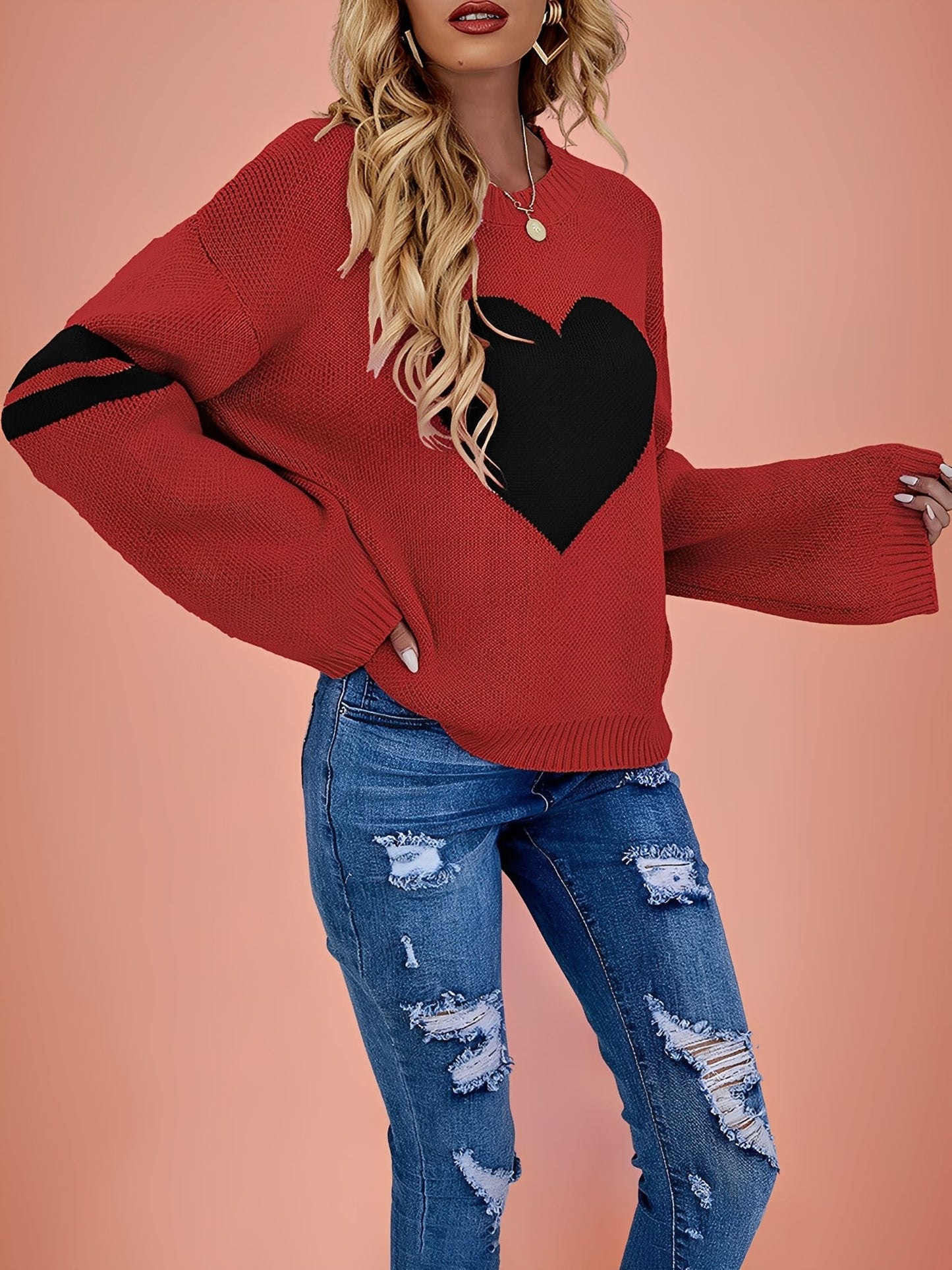 Color Blocked Heart Pattern Round Neck Knited Sweater
