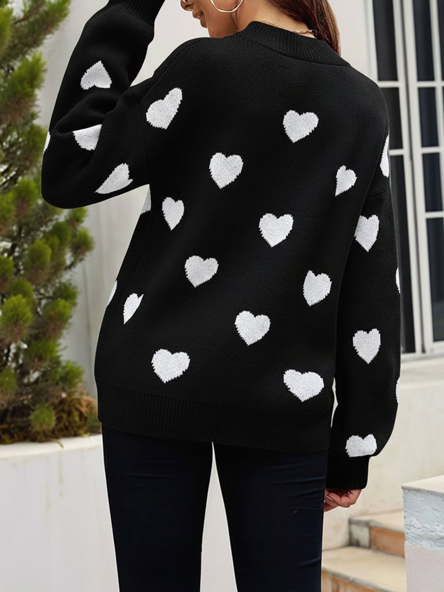 Crew Neck Heart Pattern Pullover Knitted Sweater