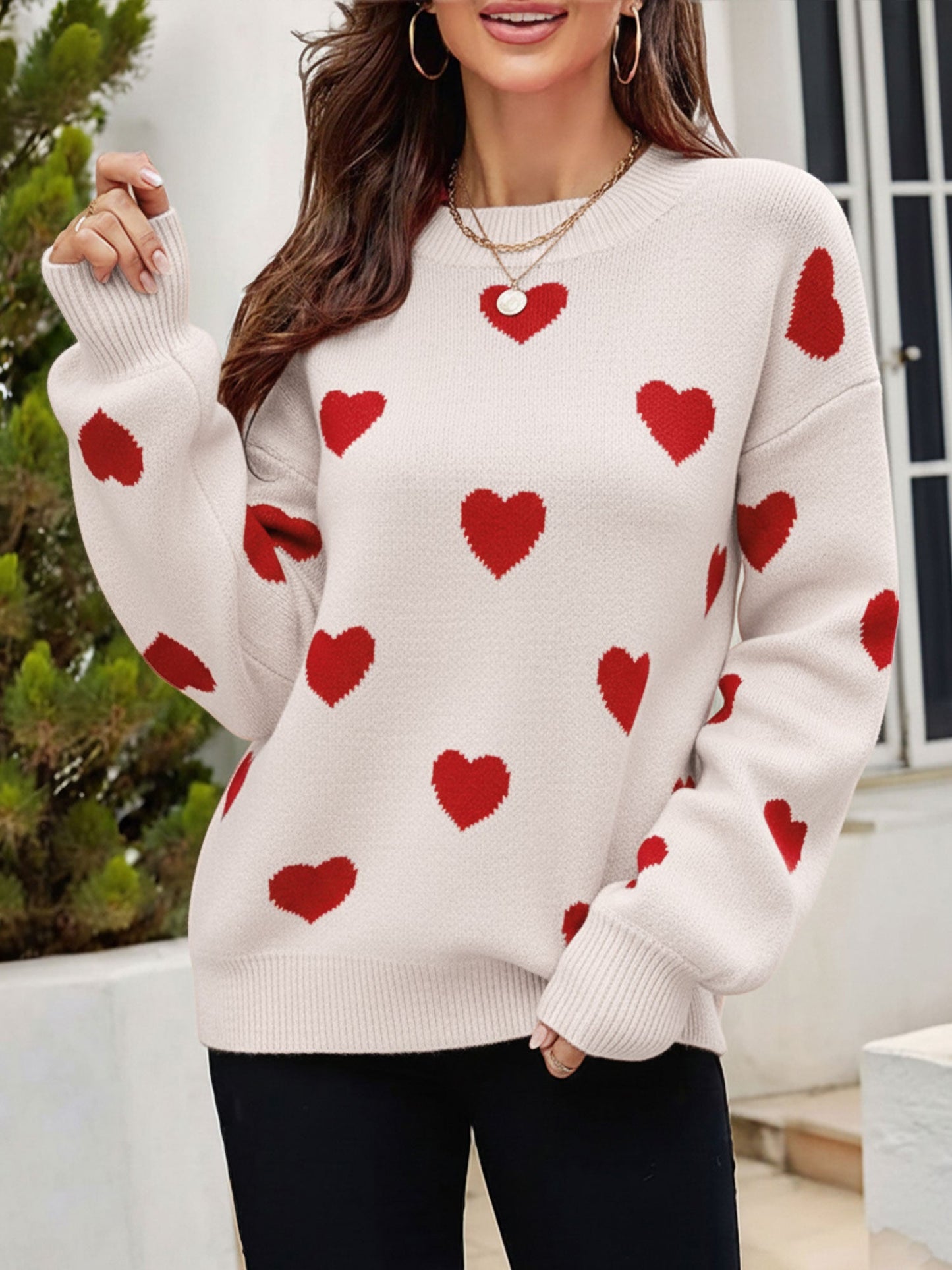 Crew Neck Heart Pattern Pullover Knitted Sweater