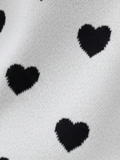 Crew Neck Heart Pattern Pullover Knitted Sweater