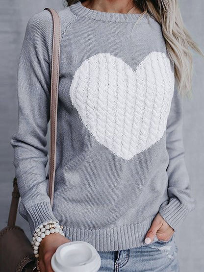 Round Neck Pullover Heart Pattern Knitted Sweater