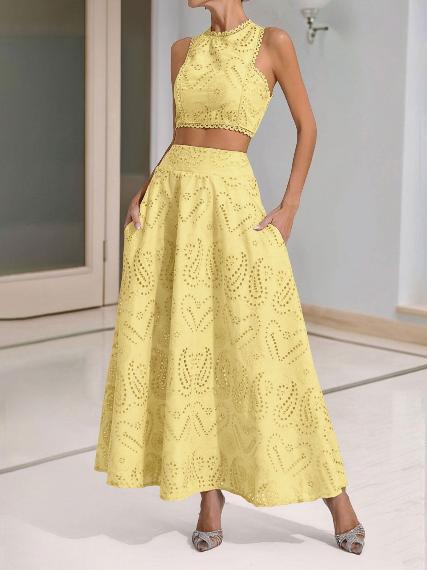 2 Pieces Sleeveless Eyelet Cropped Top & Maxi Pockets Skirt Matching Set