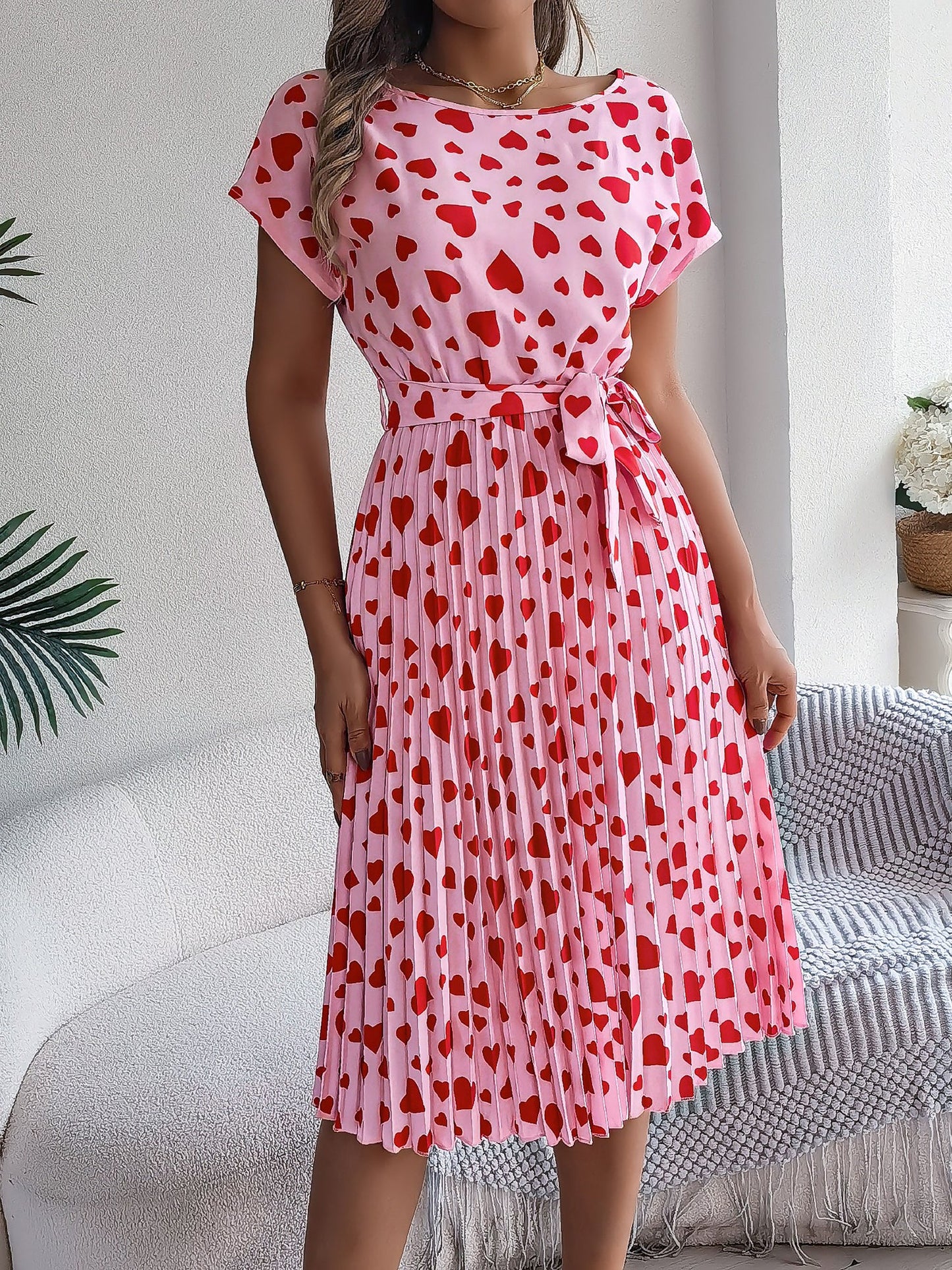 Heart Print Round Neck Pleated A-Line Midi Dress