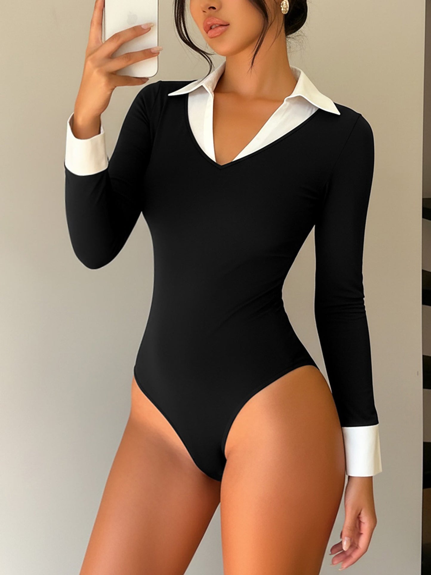 Fake-2-Piece Colorblock Collared Long Sleeves Bodysuits