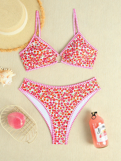 Graphic Triangle Cup Swimsuit Bikinis Sets