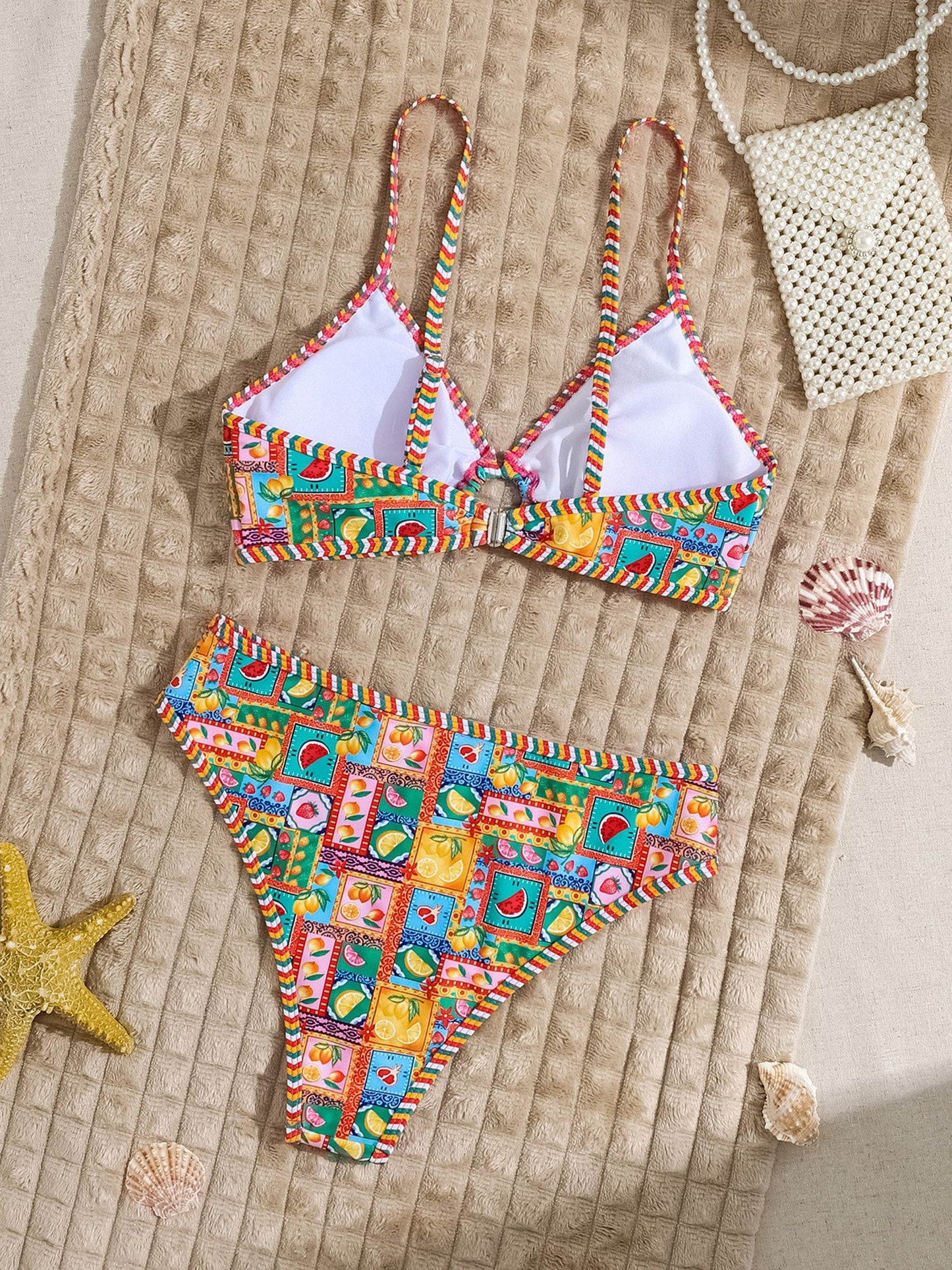 Graphic Triangle Cup Swimsuit Bikinis Sets
