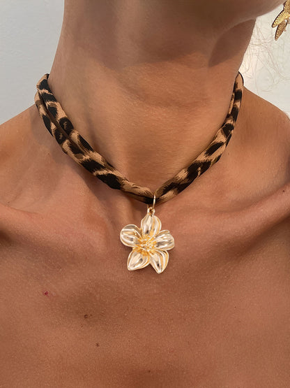 Alloy Pendant Leopard-Print Cotton Necklace