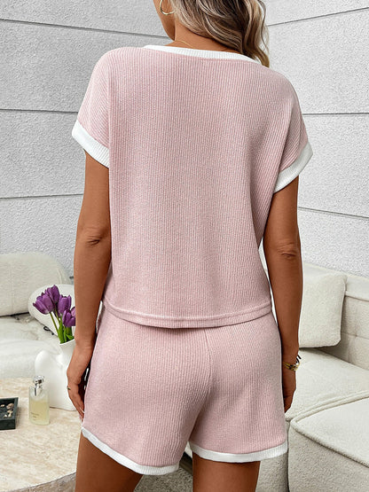 2 Pieces Color-Block Round Neck Short Sleeve Top and Shorts Matching Set