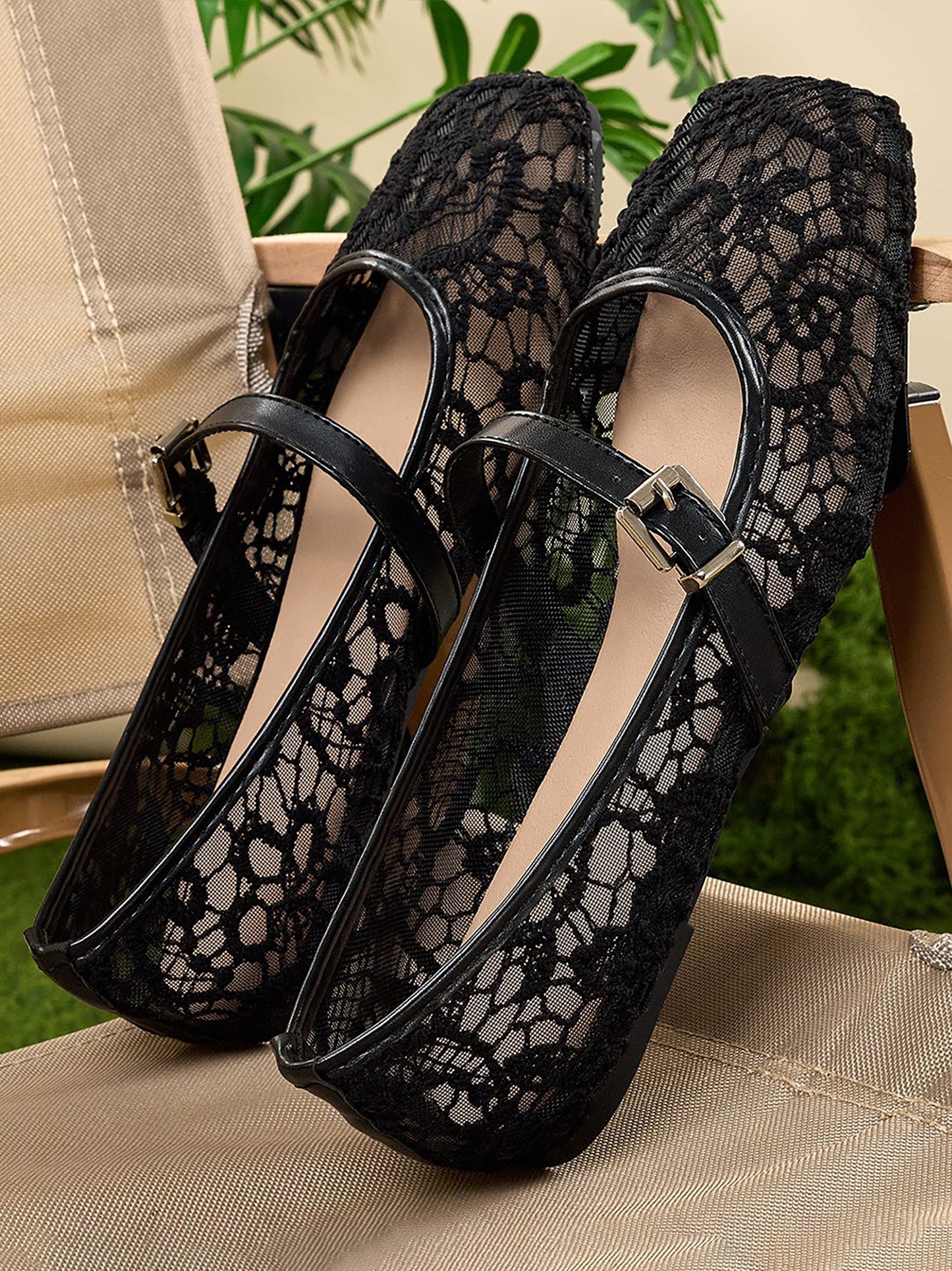 Lace Breathable Square Toes Flats Marie Jane Shoes