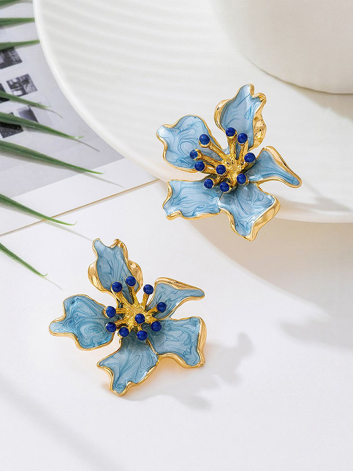 Floral Vintage-Inspired Stud Earrings