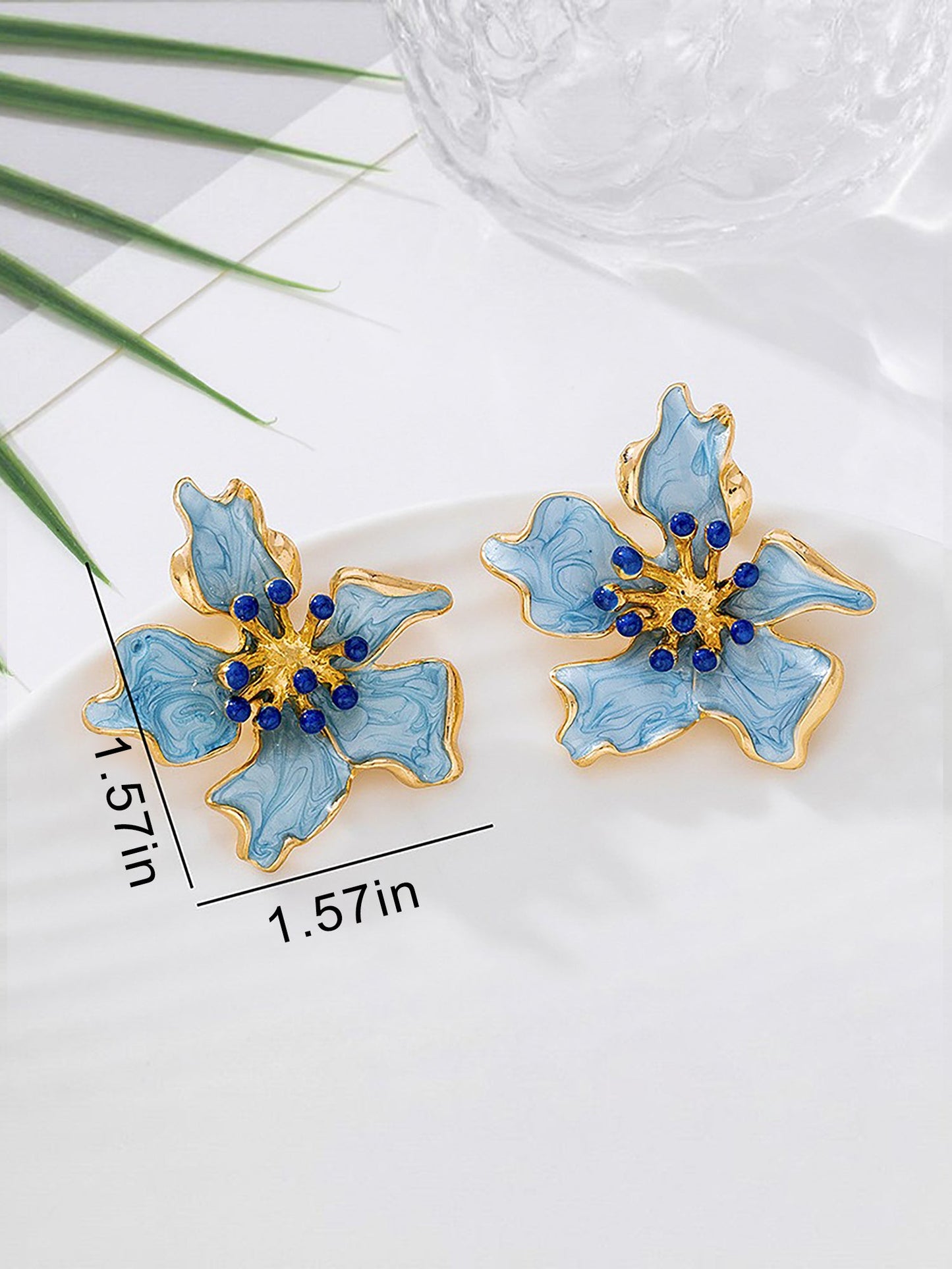 Floral Vintage-Inspired Stud Earrings