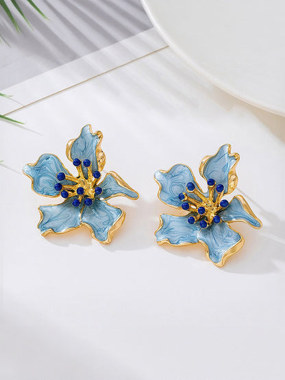 Floral Vintage-Inspired Stud Earrings