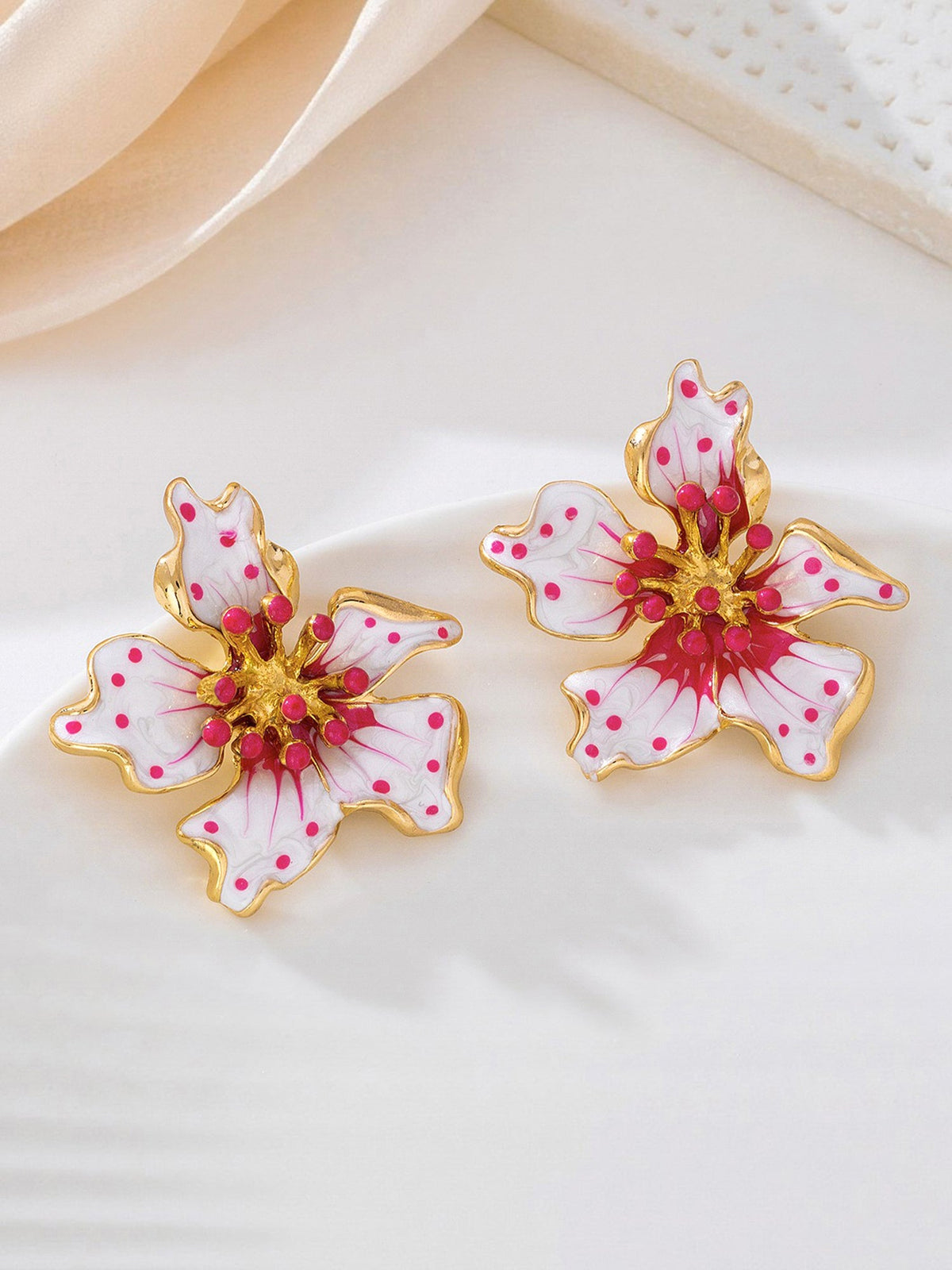 Floral Vintage-Inspired Stud Earrings