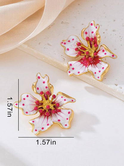 Floral Vintage-Inspired Stud Earrings