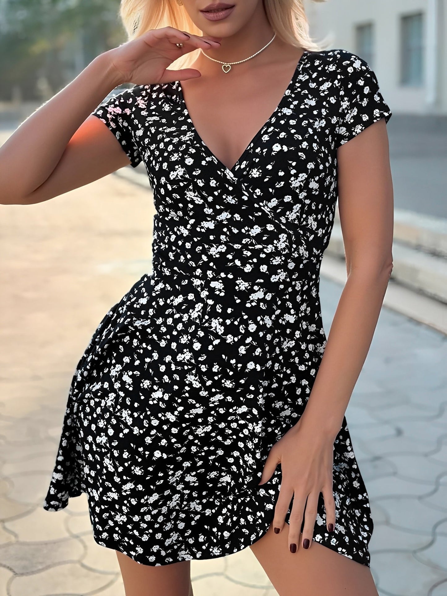 V Neck Short Sleeve Floral/Leopard Print Mini Dress