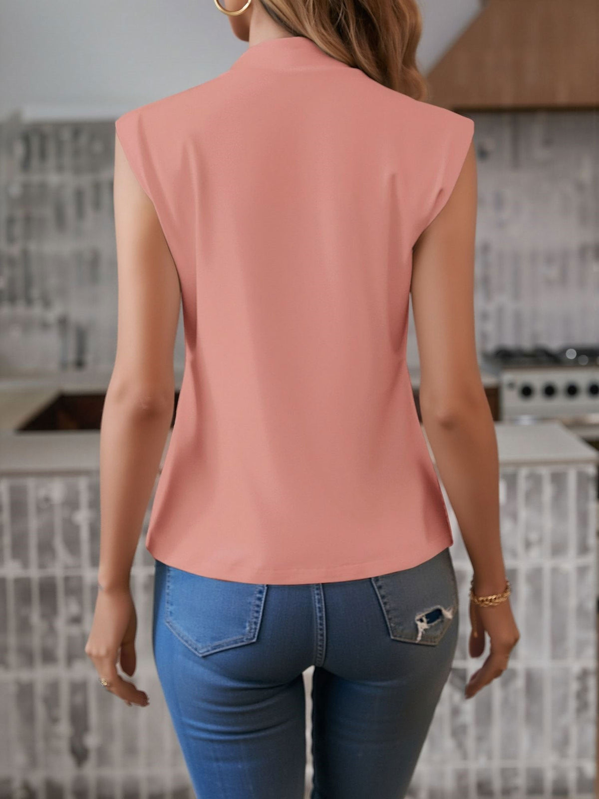 Solid Color Sleeveless Crew Neck Casual Top