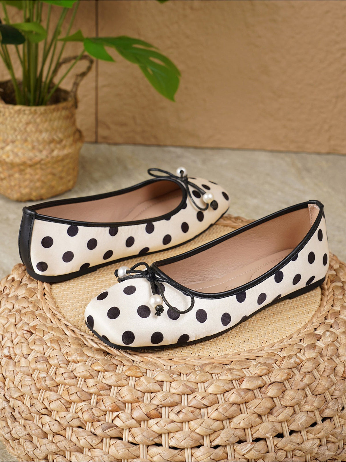 Square Toe Polka Dots Bow Ballerina Ballet Flats