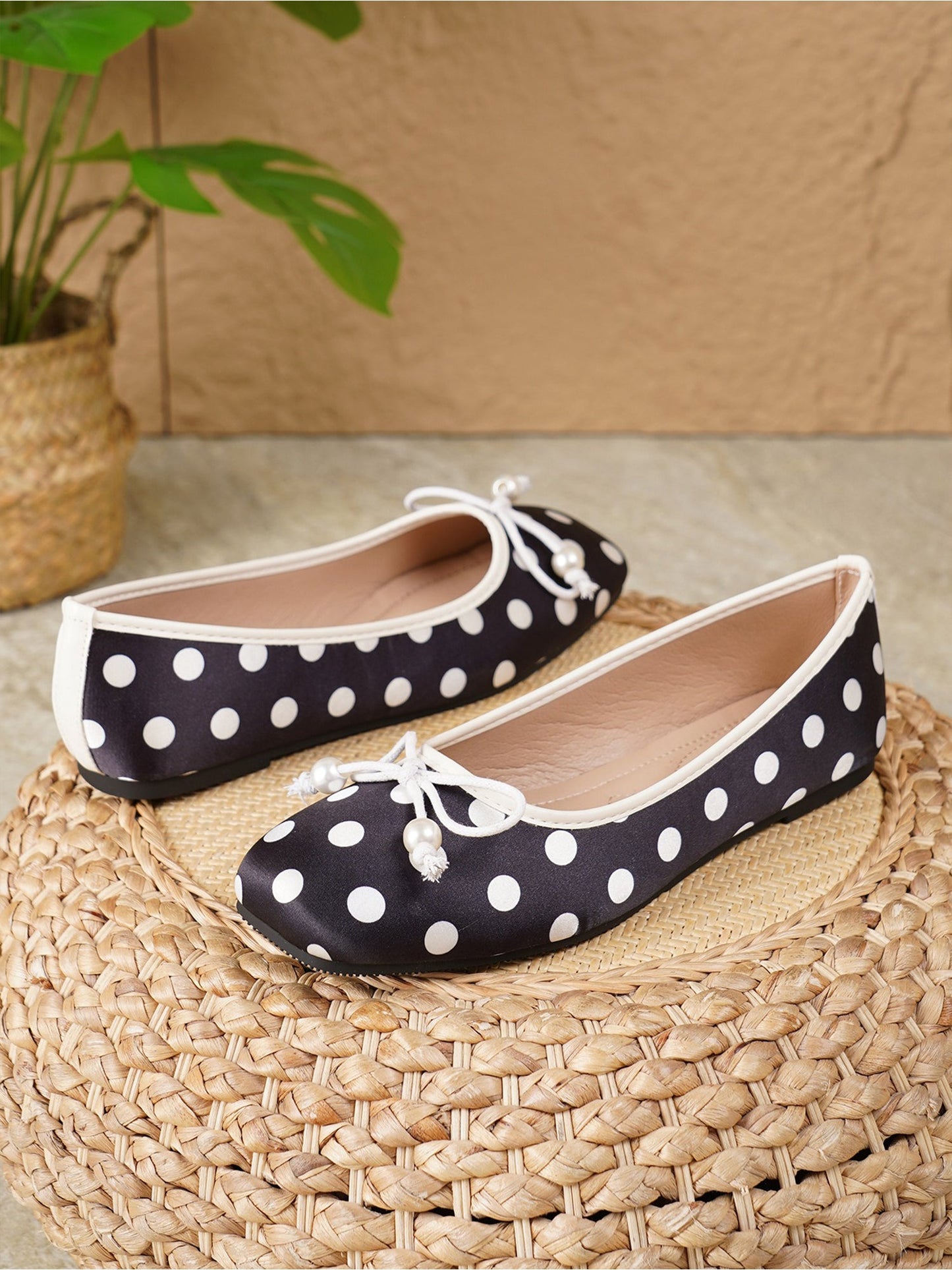 Square Toe Polka Dots Bow Ballerina Ballet Flats