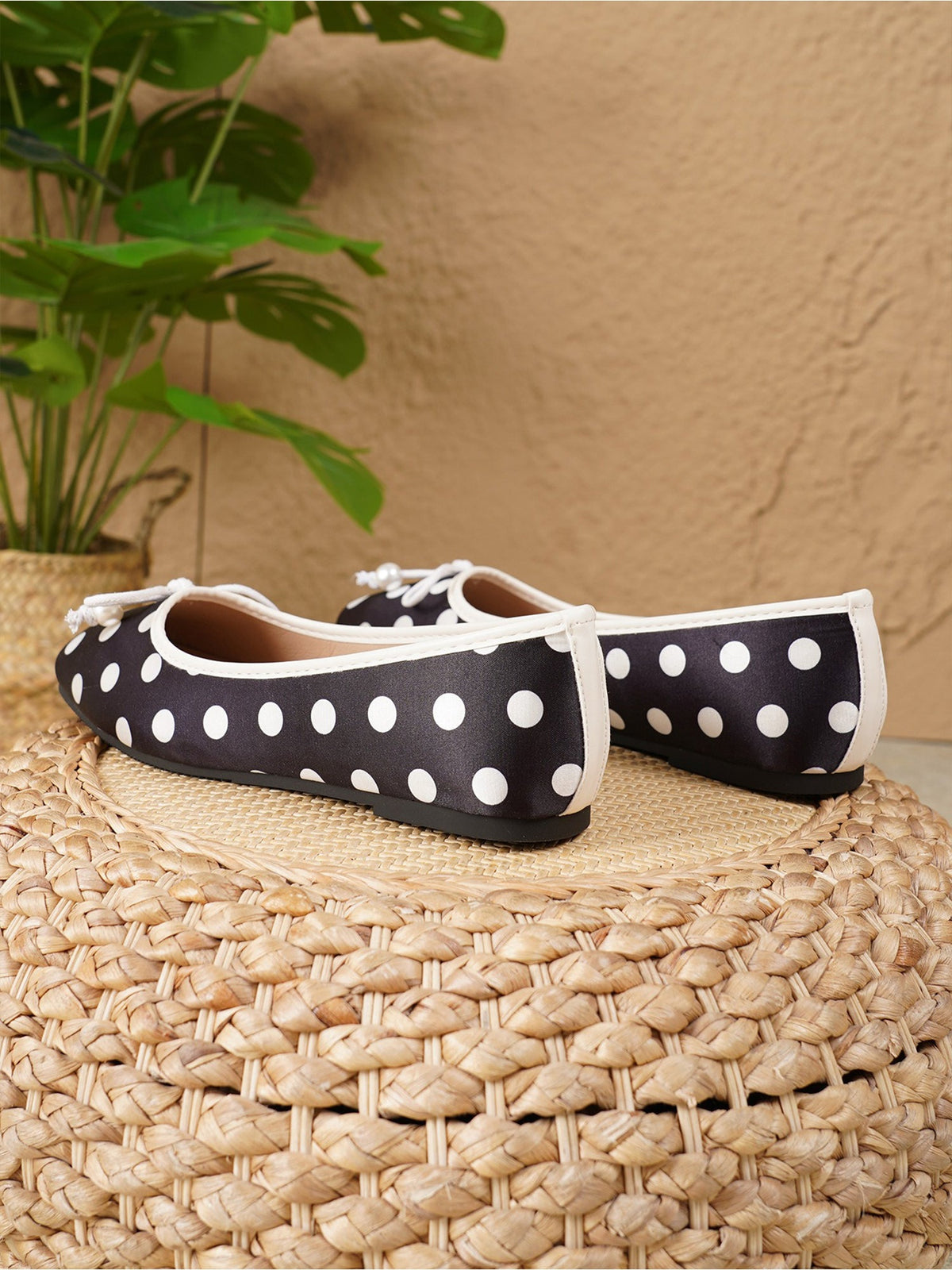 Square Toe Polka Dots Bow Ballerina Ballet Flats