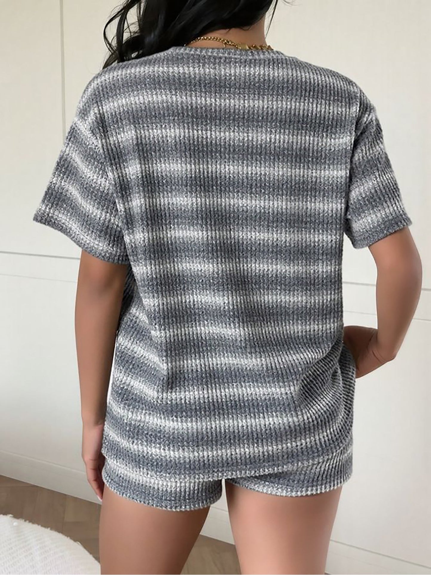 2 Pieces Striped Crew Neck Casual Knitted Top and Shorts Matching Set