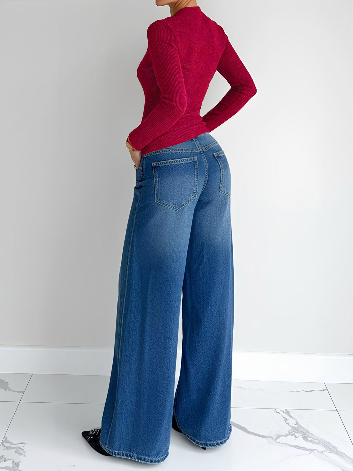 Metal Buckle Ruched Long Sleeves Slim Fit Top