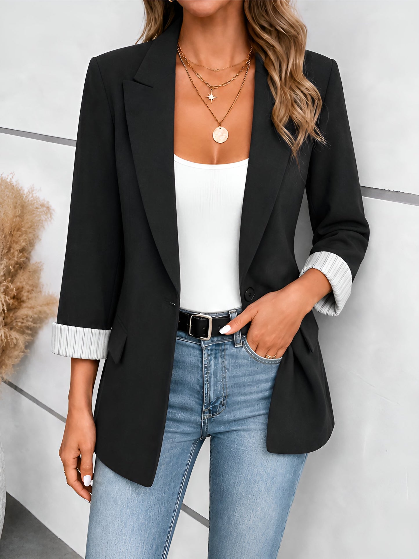 Notched Lapel Rolled Sleeves One Buttoned Blazer
