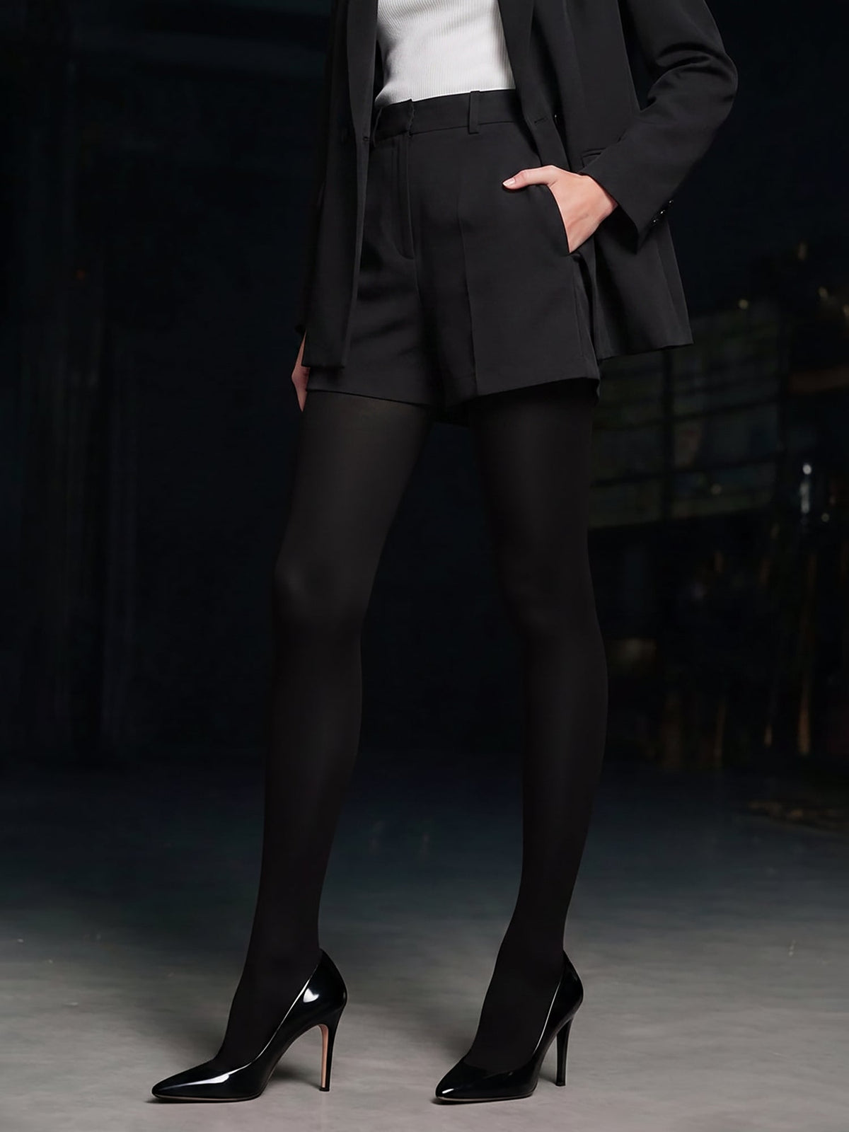 80D Solid Color Semi-Sheer Pantyhose
