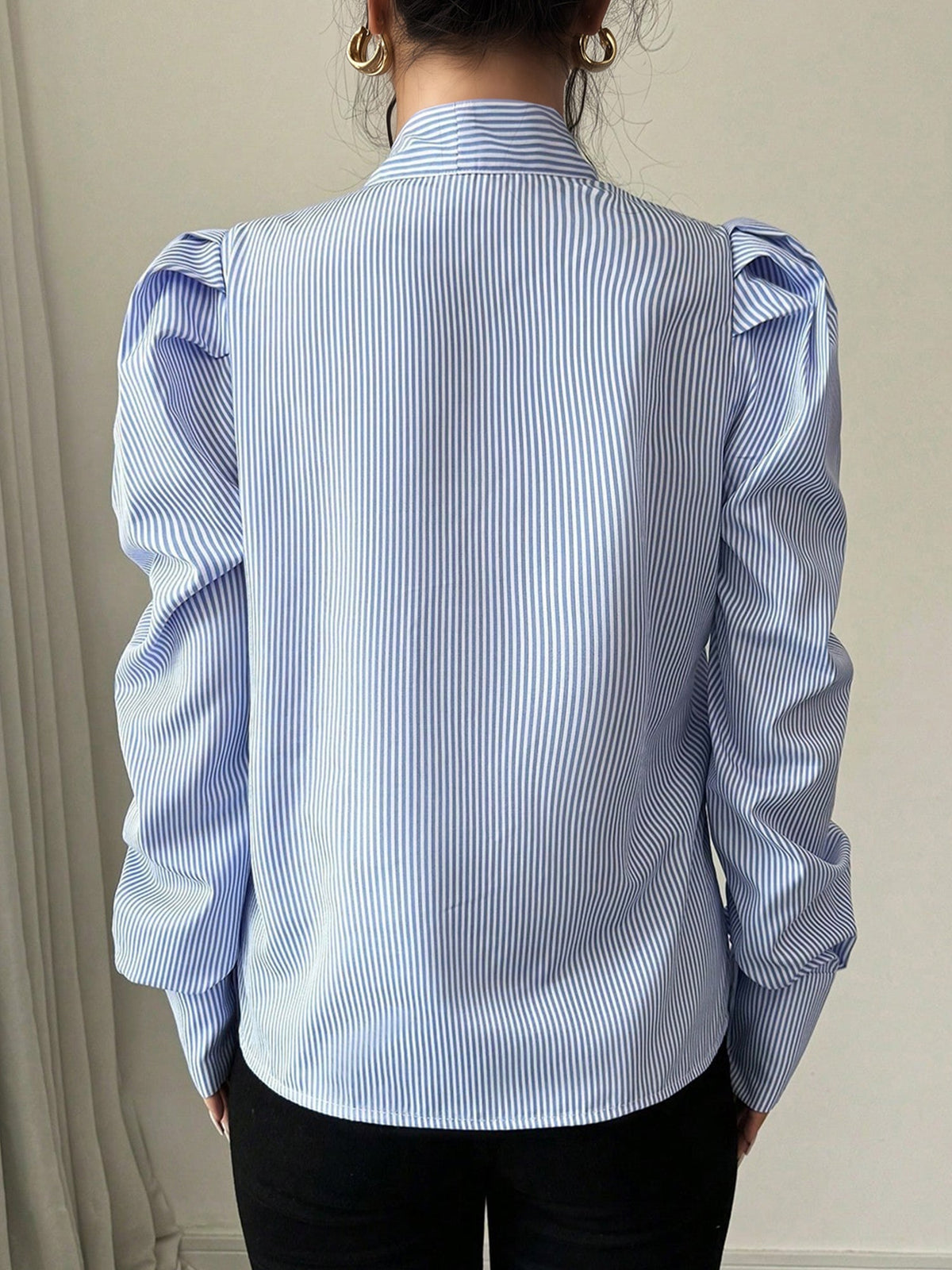 Vertical Striped Lace-Up Bow Collar Puff Sleeves Blouse